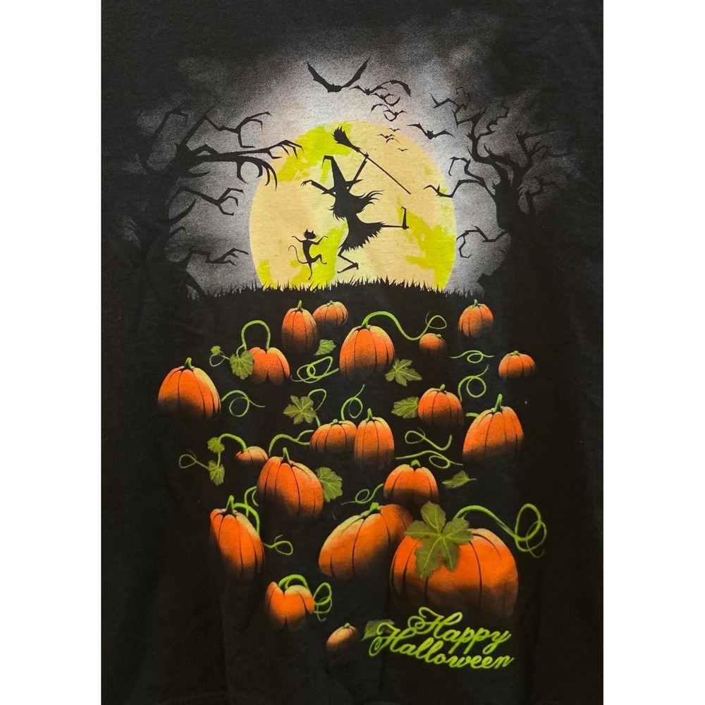 Gildan Ladies M T-Shirt Black Happy Halloween Witch Pumpkin Graphic Tee